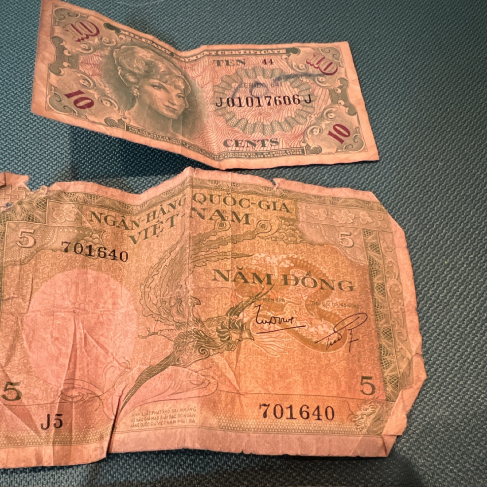 Vietnamese Banknotes 5 Dong 20 Dong US Military Payment Certificate 10 Cents