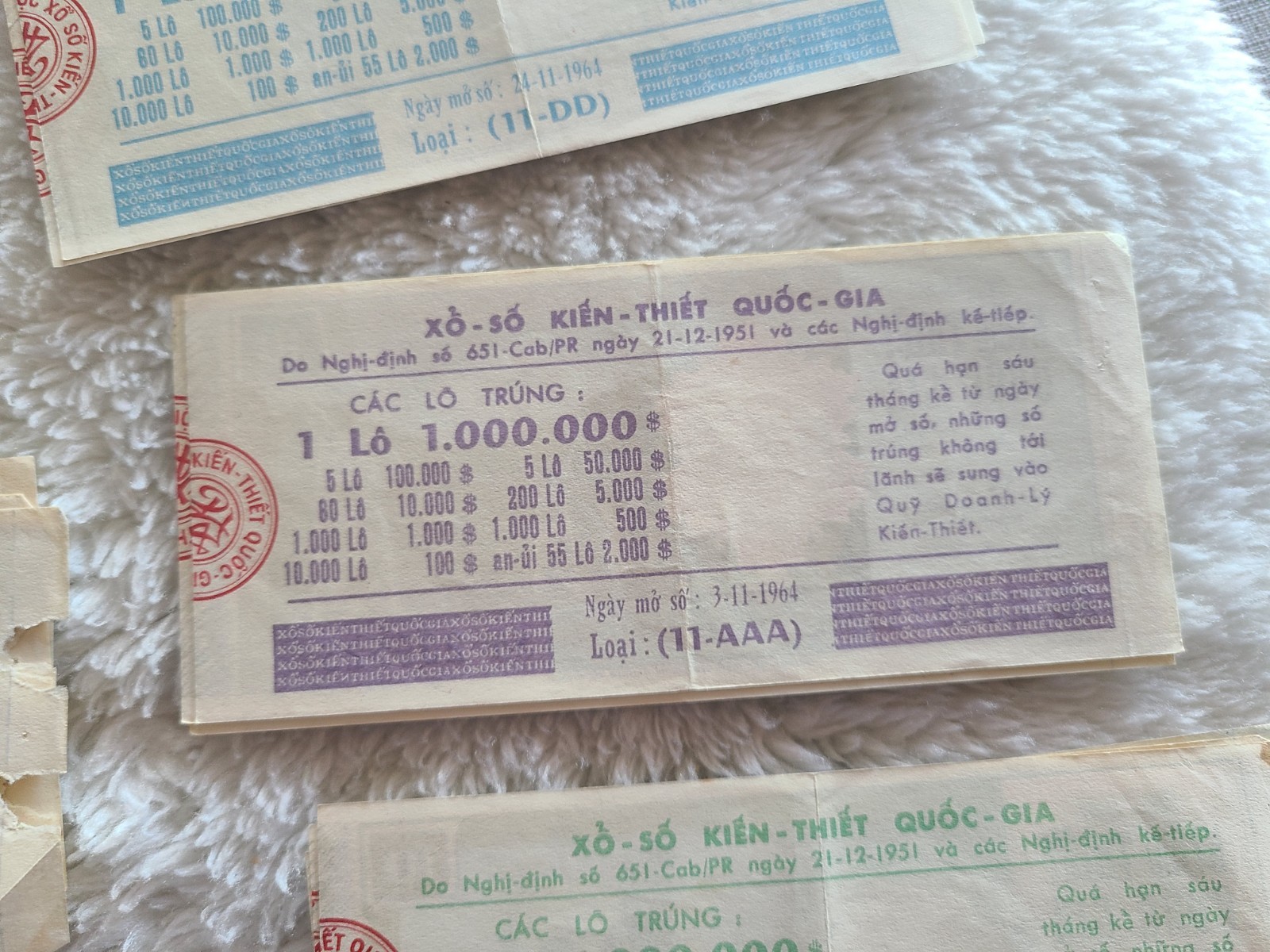 Vintage 10 Dong Lottery Ticket South Vietnam 1964 / 67 Lottery Notes