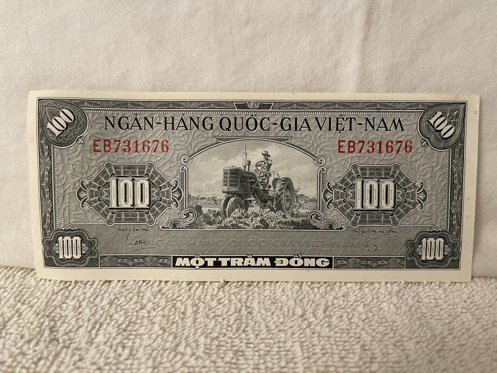 100 PIASTRES RARE BANK NOTE DATED 1955 FROM SOUTH VIETNAM