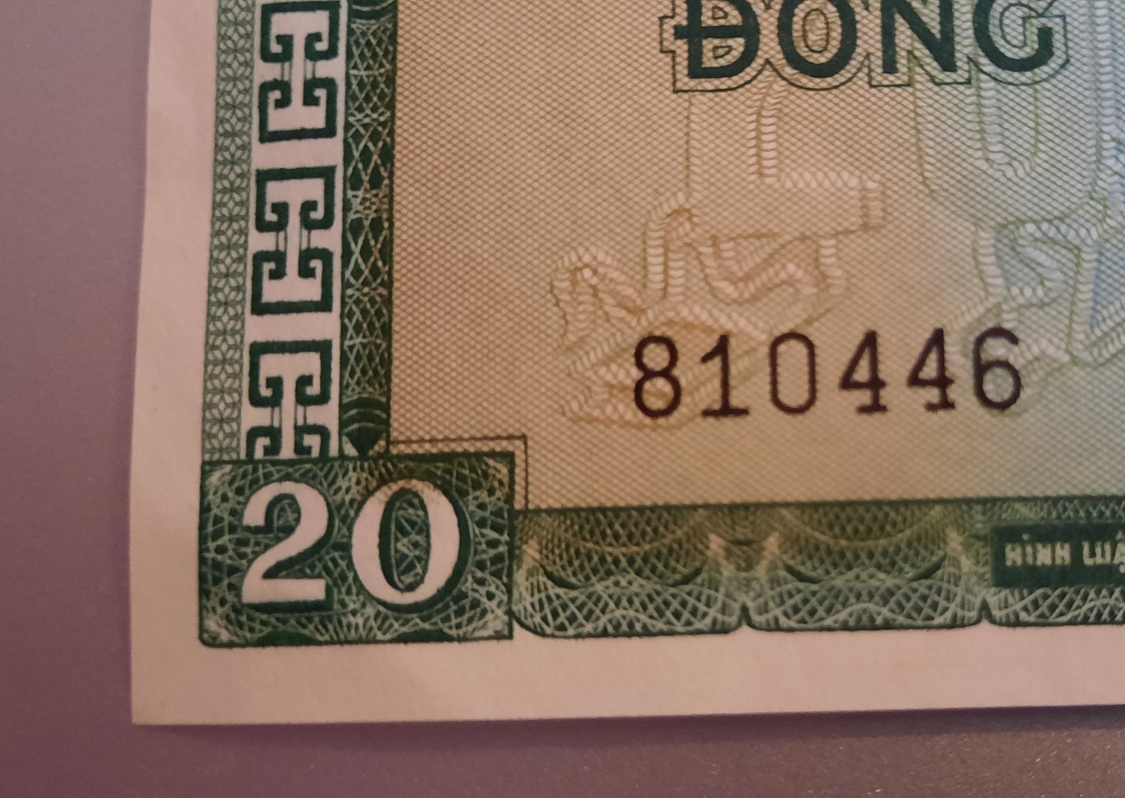 vintage uncirculated Hai Muoi Dong 20 piastres note,Series K2