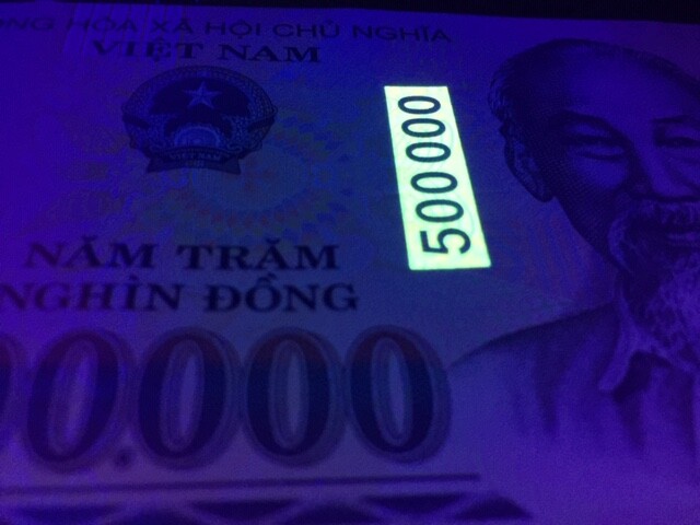 1M 1,000,000 VIETNAM DONG 2x 500,000 LIGHTLY “CIRCULATED” UV PASS COA AUTHENTIC